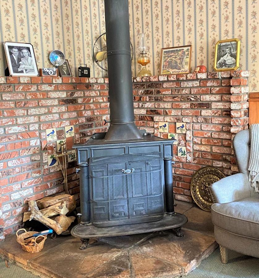 Gold Mountain Manor Bed & Breakfast บิ๊กแบร์เลค ภายนอก รูปภาพ